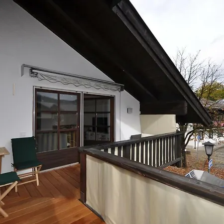 Apartment Am Mohrenplatz Garmisch-Partenkirchen Exterior photo